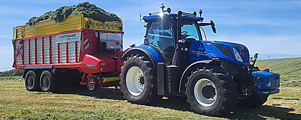 Additive applicator on silage wagon