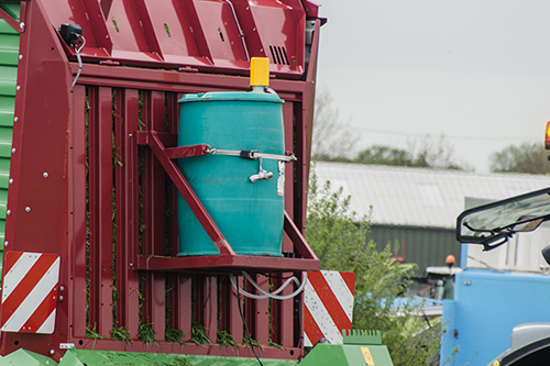 flowmaster stem pump mounted in a 200 litre barrel